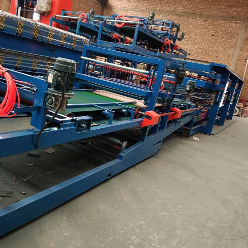 PU Sandwich Panel Manufacturing Equipment